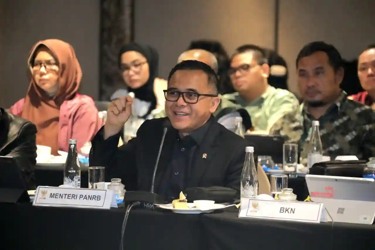 20240906_Rapat_Kerja_dengan_Komisi_II_DPR_RI__3